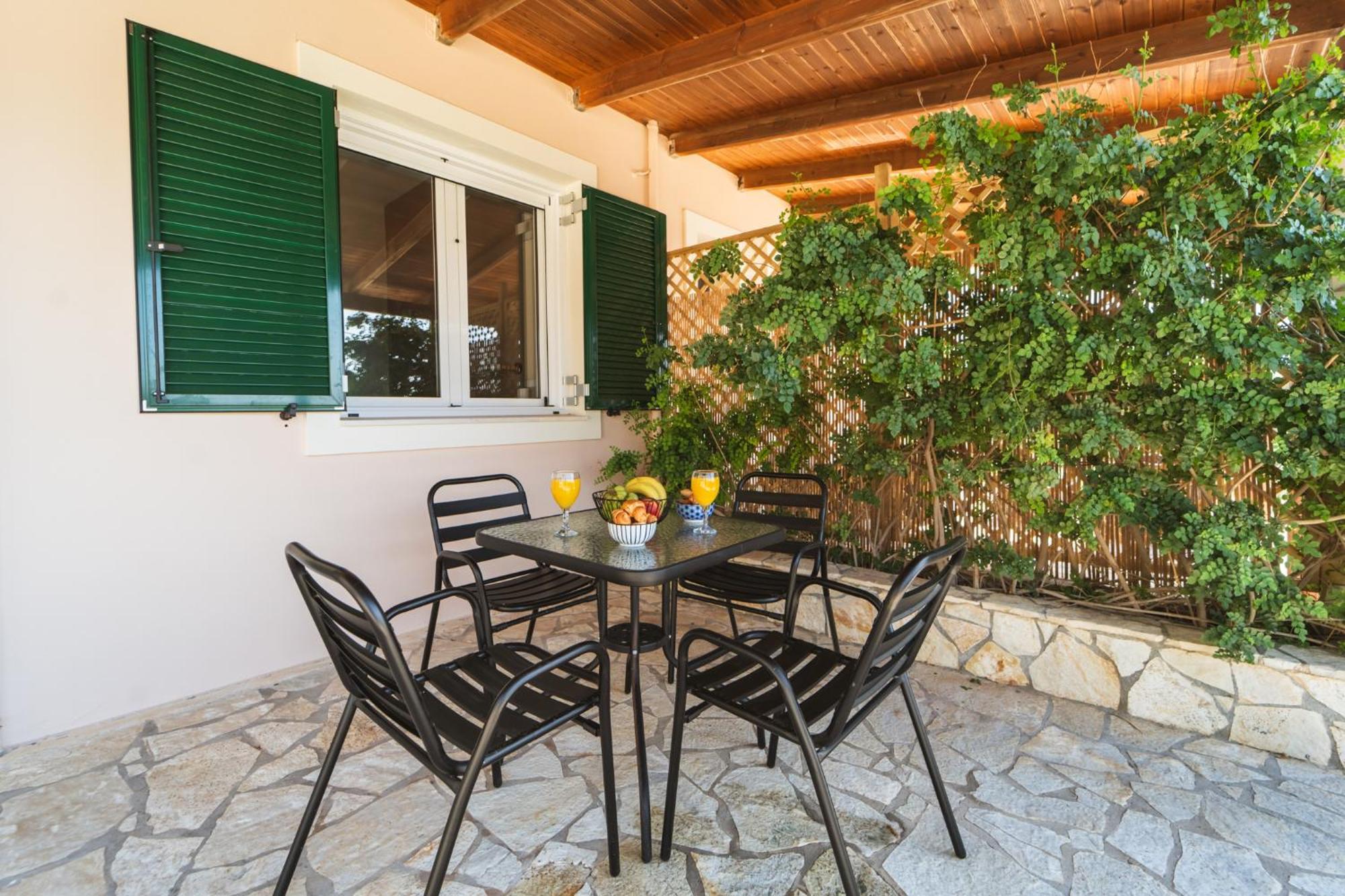 Sofia Kefalonia Apartment Sparta